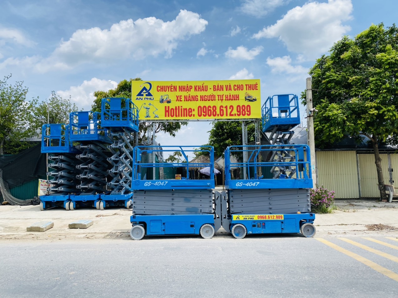 Xe Nâng An Phú Bàn Giao Xe 14M Đến Khách Hàng