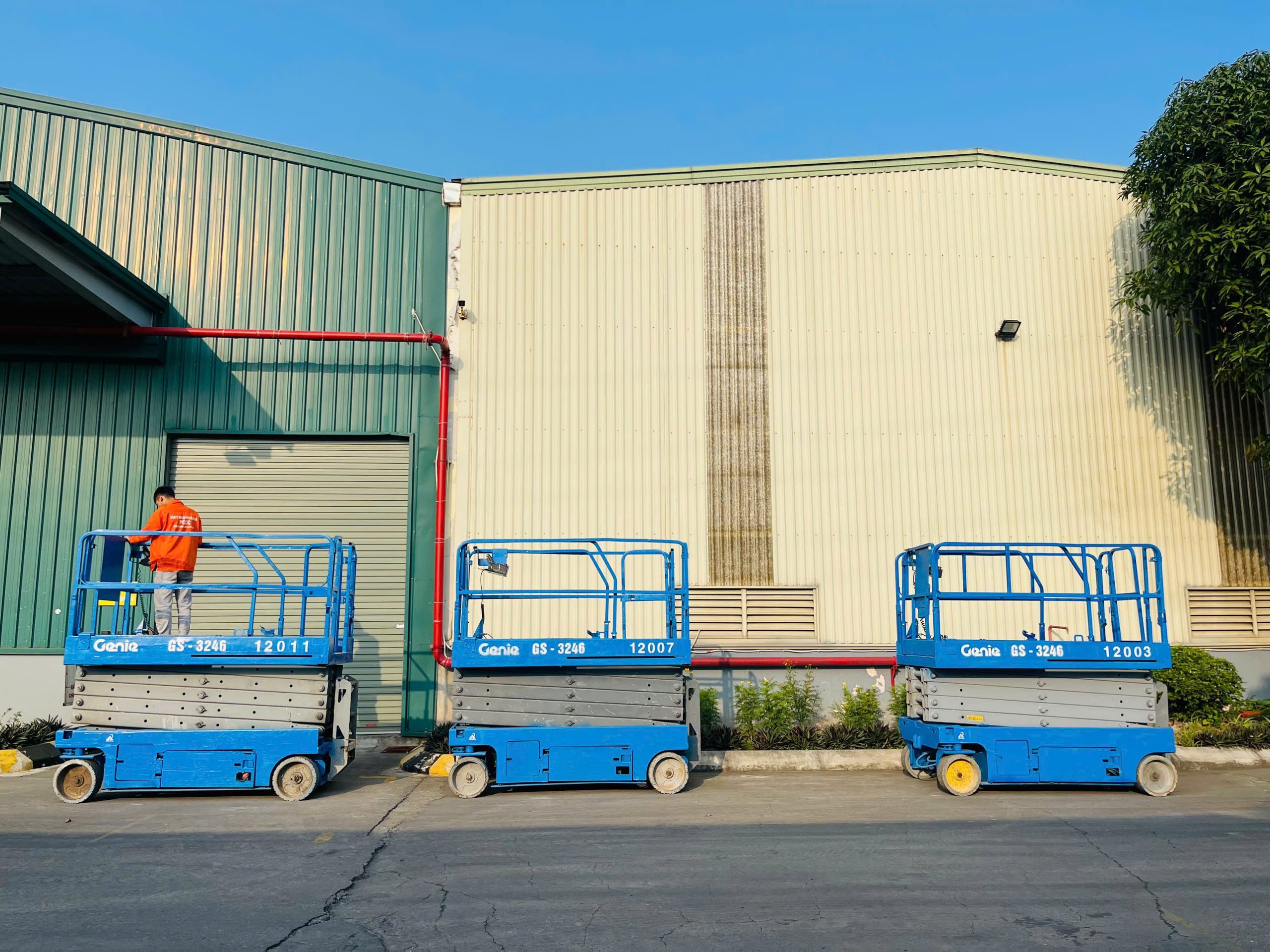 Cho thuê xe nâng người tại Hưng Yên