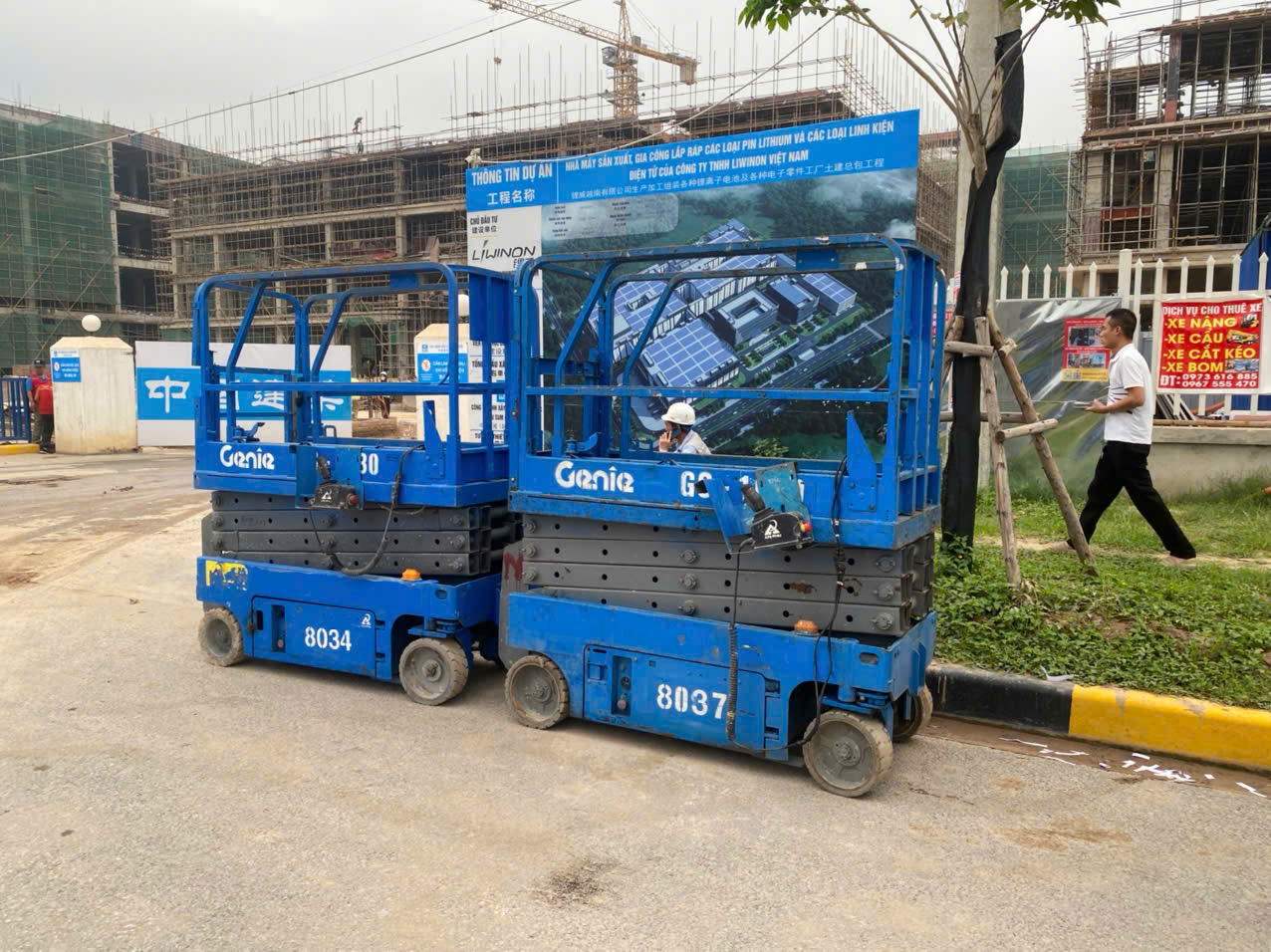Bán và cho thuê xe nâng người cắt kéo