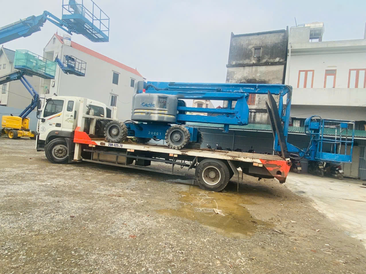 Bán xe nâng người